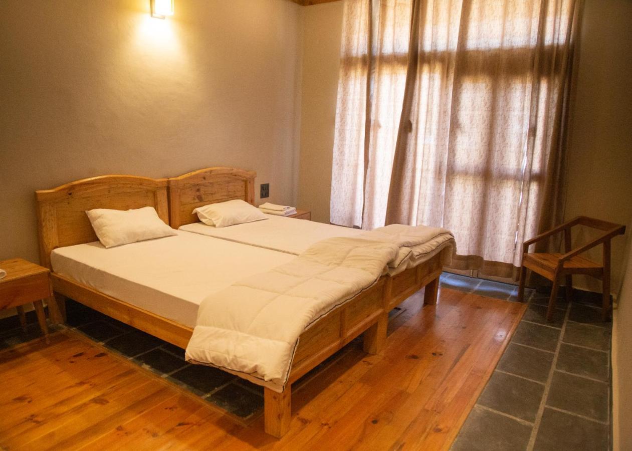 Osho Himalayas Wellness Resort Кангра Экстерьер фото