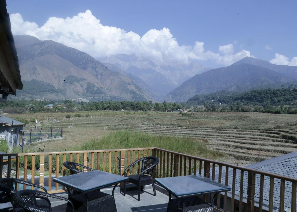 Osho Himalayas Wellness Resort Кангра Экстерьер фото