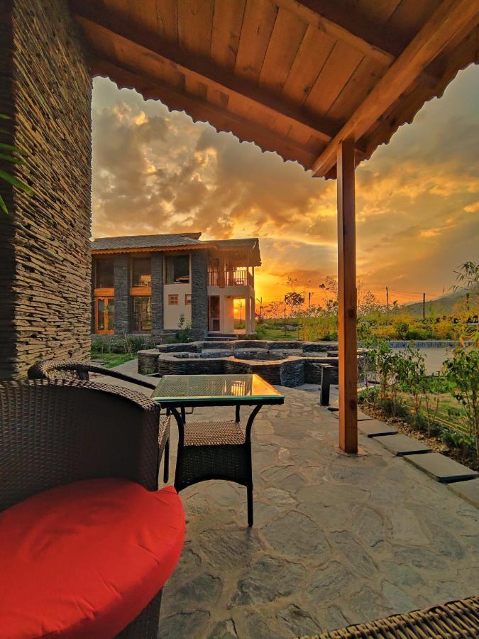 Osho Himalayas Wellness Resort Кангра Экстерьер фото